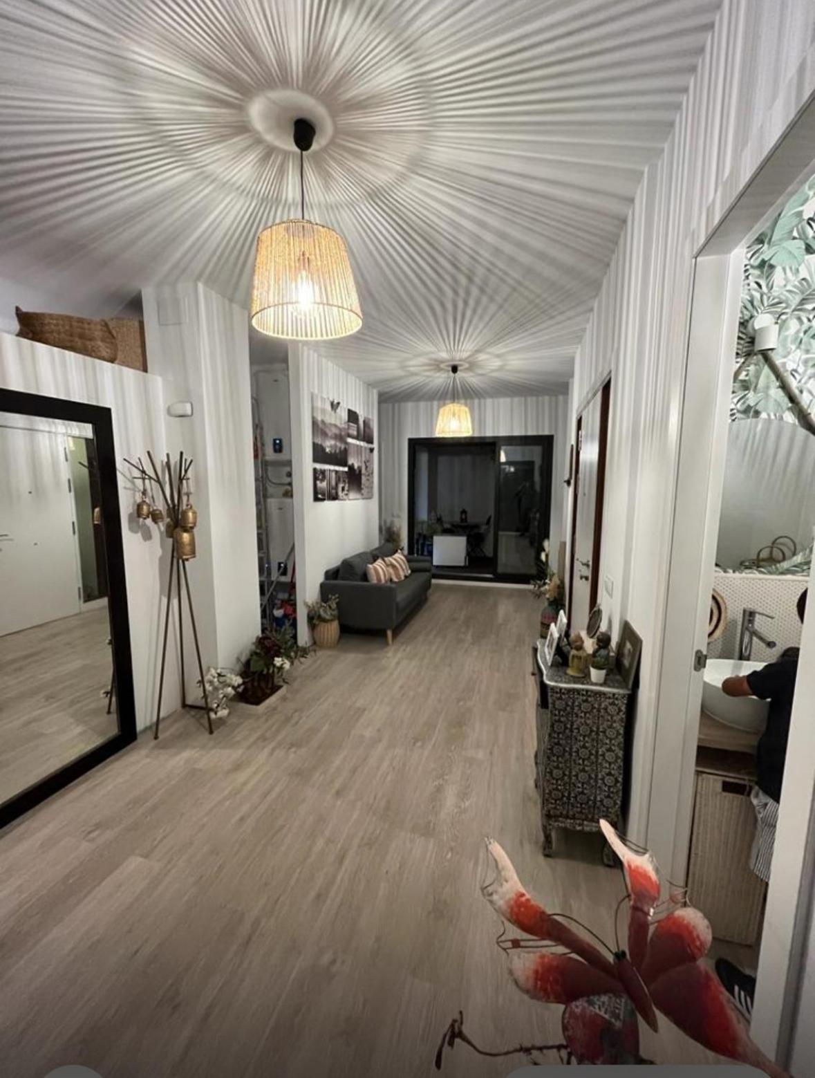 סביליה Casa Duque Compartida Familiar 2- Habitacion Bano Propio מראה חיצוני תמונה