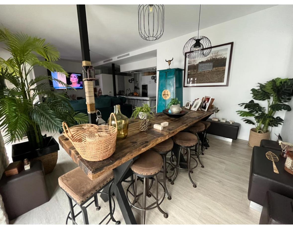 סביליה Casa Duque Compartida Familiar 2- Habitacion Bano Propio מראה חיצוני תמונה